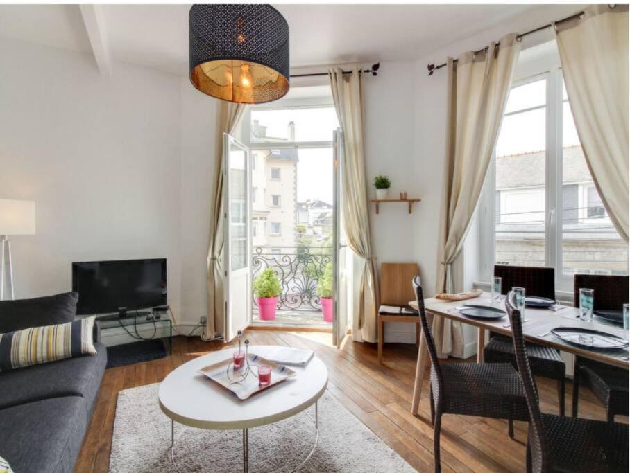 Apartamento Oleta Dinard Exterior foto